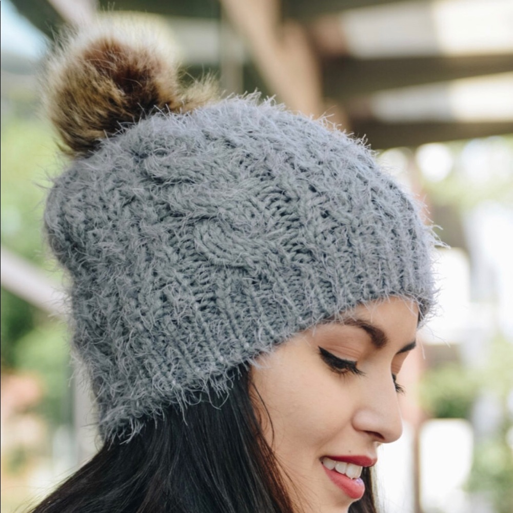 gray Pom fur Beanie soft, gray beanie, cozy winter - Picture 2 of 5